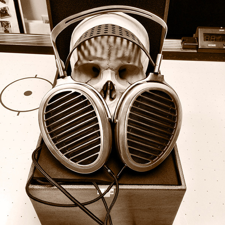 HiFiMAN HE1000 Planar Magnetic Headphone HiFiMAN HE1000 Planar Magnetic Headphone